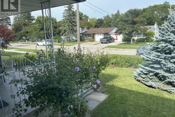 Bedroom 2 - 20 Taysham Crescent, Toronto, ON M9V1X2 Photo 5