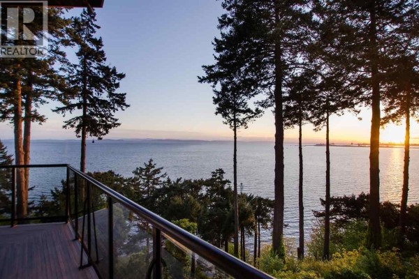 20 Tsawwassen Beach Road, Delta, BC, photo 3