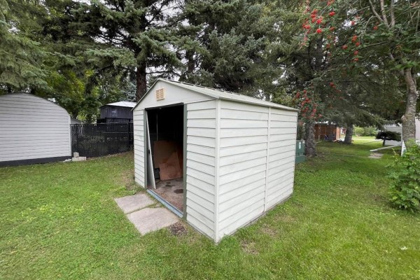 Bedroom - 20 Westpark Place, Neepawa, MB R0J1H0 Photo 5
