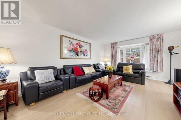 20 Zircon Court, Toronto, ON M2H2A1 Photo 4