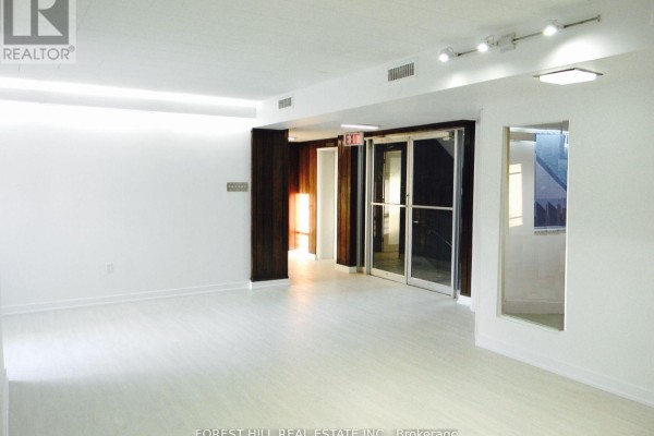 200 - 226 Bathurst Street, Toronto, ON, photo 2