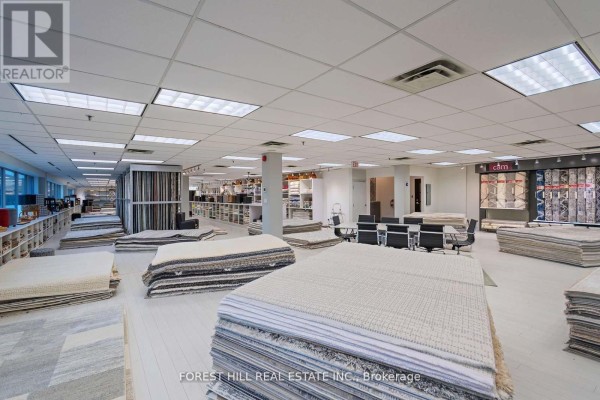 200 - 23 Lesmill Road, Toronto, ON M3B3P6 Photo 4