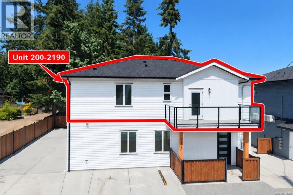 200 2190 Jingle Pot Rd, Nanaimo, BC, photo 2