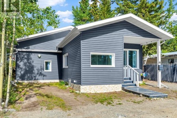 Primary Bedroom - 200-26 Azure Road, Whitehorse, YT Y1A6E1 Photo 5