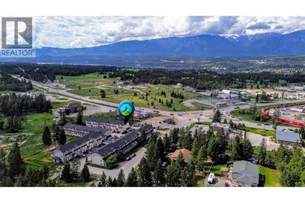 Living room - 200 Black Forest Trail Unit# 712, Invermere, BC V0A1K2 Photo 4