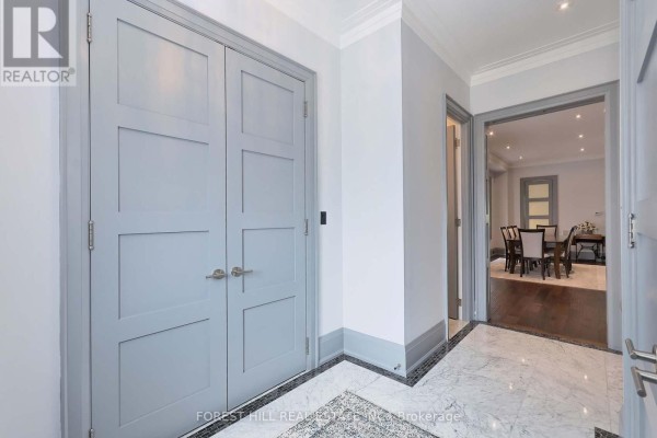 Dining room - 200 Clanton Park Road, Toronto, ON M3H2G1 Photo 4
