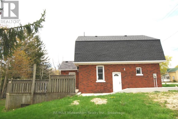 200 Elora Street S, Minto, ON, photo 3