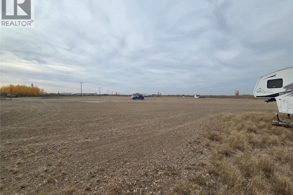 200 Erica Avenue, Lampman, SK S0C1N0 Photo 4