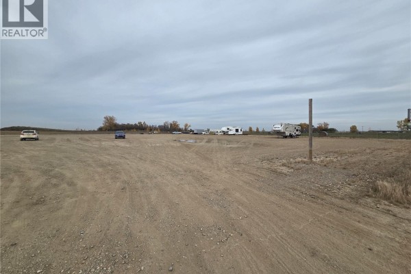 200 Erica Avenue, Lampman, SK S0C1N0 Photo 5