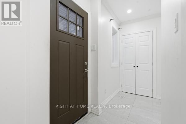 200 Gary Drive, Toronto, ON, photo 2