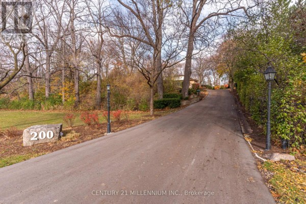 200 Main Street S, Brampton, ON, photo 2