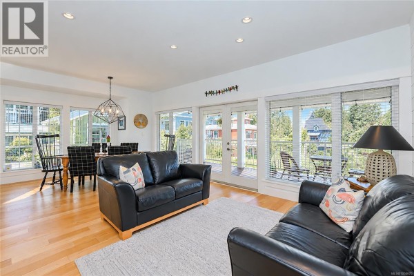 200 Marina Way, Sooke, BC, photo 2