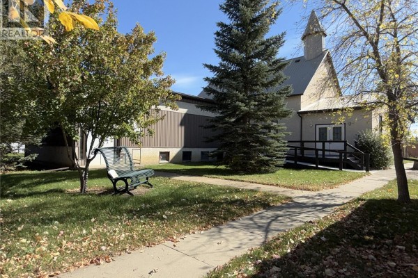 Den - 200 Mcrorie Avenue, Avonlea, SK S0G0C0 Photo 2