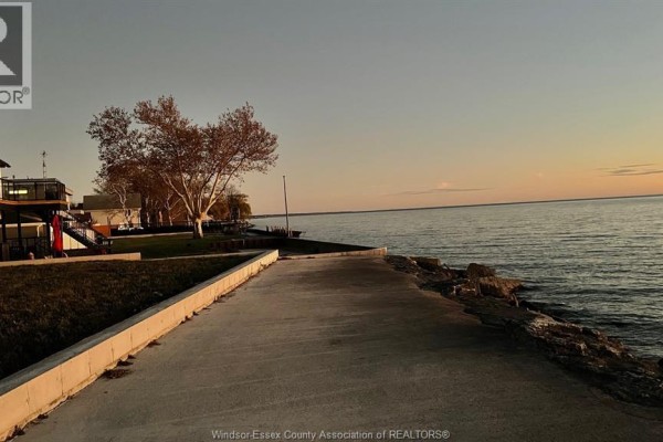 200 Robson Road Unit# Lot #2, Leamington, ON N8H5R1 Photo 5