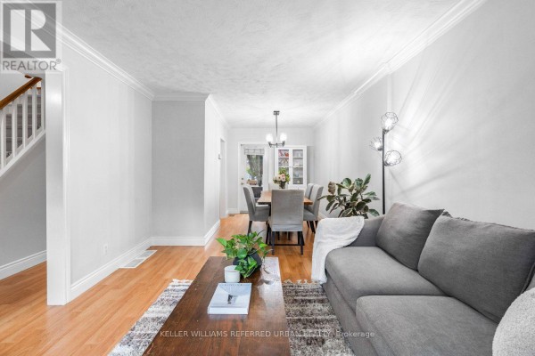 Bedroom 2 - 200 Saint Marks Road, Toronto, ON M6S2H9 Photo 5