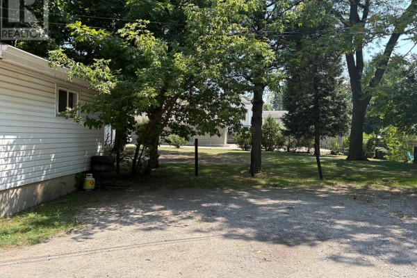 200 Talbot Street E, Aylmer, ON N5H1H7 Photo 4