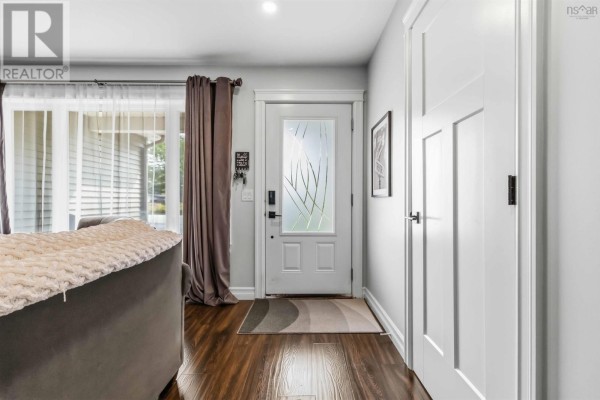 200 Winburn Avenue, Bridgewater, NS, photo 3