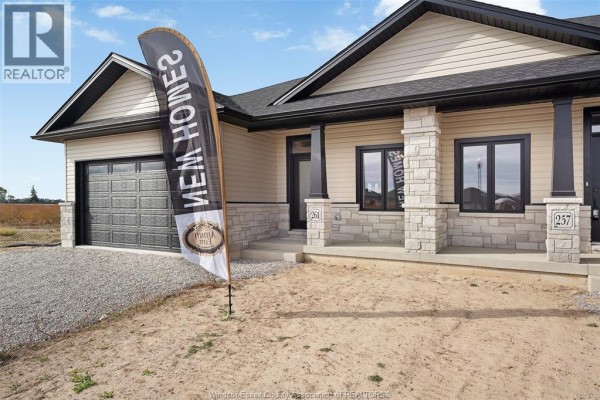 4pc Ensuite bath - 200 Worthington Court, Chatham, ON N7L0G7 Photo 2