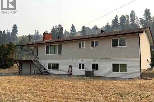 Primary Bedroom - 2000 Hollywood Road S, Kelowna, BC V1X4P6 Photo 4