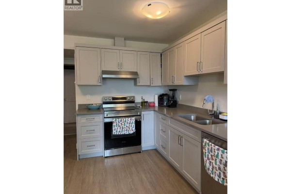 2000 Phillips Place, Burnaby