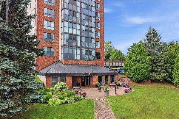 2000 Regent Unit# 501, Greater Sudbury, ON, photo 2