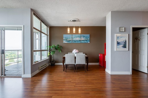 2001 14881 103a Avenue, Surrey, BC V3R0M5 Photo 5