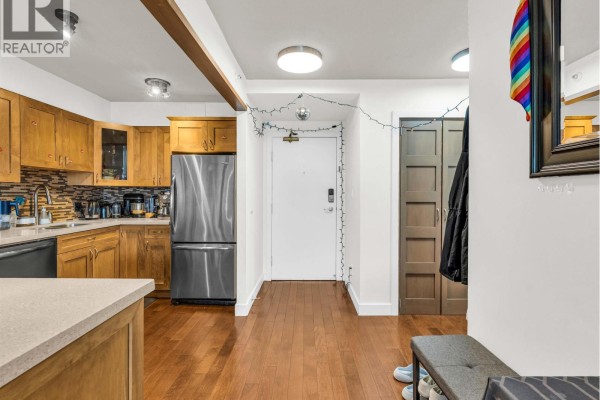2001 950 Cambie Street, Vancouver, BC V6B5X5 Photo 3
