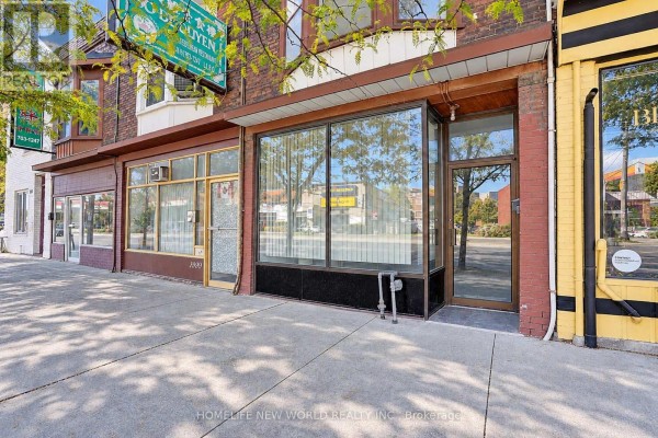 2001 Dundas Street W, Toronto, ON M6R1W7 Photo 2
