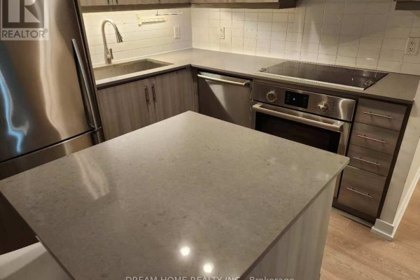 2002 - 1 The Esplanade Drive, Toronto, ON, photo 3