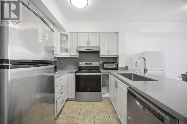 2002 - 3049 Finch Avenue W, Toronto, ON, photo 2