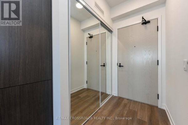 2003 - 225 Commerce Street, Vaughan, ON L4K0R1 Photo 4