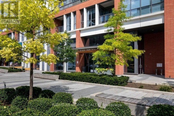 2003 - 55 Regent Park Boulevard, Toronto, ON M5A0C2 Photo 3