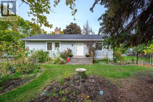 2003 30 Avenue, Vernon