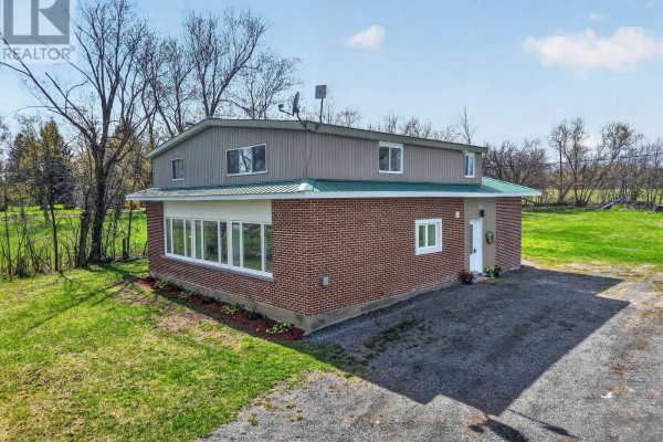 20033 Kenyon Conc Rd 4 Road, North Glengarry, ON, photo 3