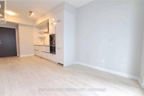 2004 - 2221 Yonge Street, Toronto, ON M4S2B4 Photo 3