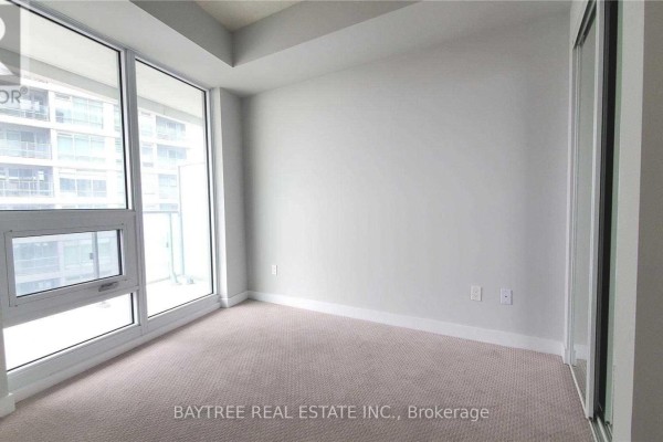 2004 - 2221 Yonge Street, Toronto, ON M4S2B4 Photo 5