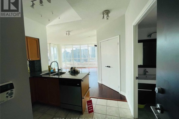 Dining room - 2004 - 231 Fort York Boulevard, Toronto, ON M5V1B2 Photo 2