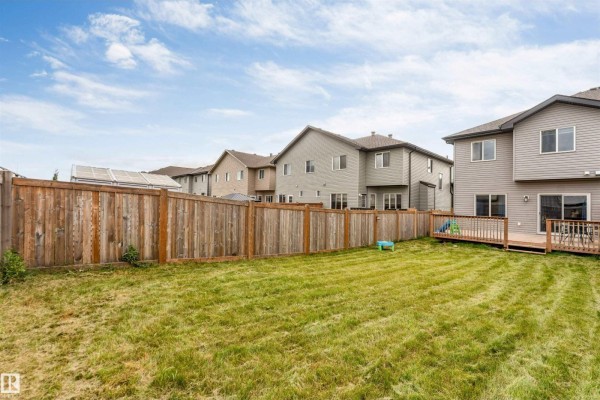 Family room - 2004 15 Av Nw, Edmonton, AB T6T2B6 Photo 4