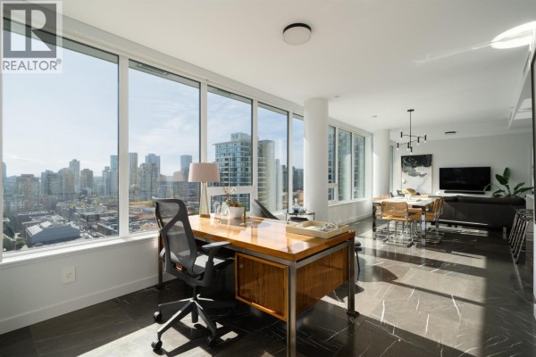 2004 885 Cambie Street, Vancouver, BC, photo 2