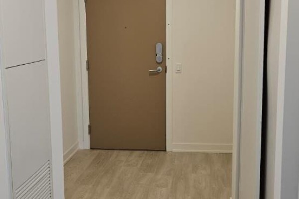 2005 - 1 Quarrington Lane, Toronto, ON M3C0S4 Photo 2