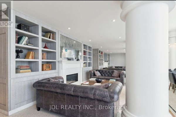 Den - 2007 - 33 Helendale Avenue, Toronto, ON M4S3H7 Photo 4