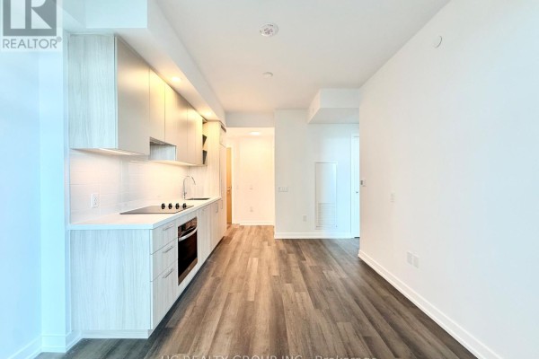 2007 - 5 Meadowdale Road, Vaughan, ON L4K0C7 Photo 2