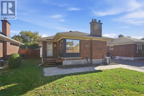 2007 Dorval Avenue, Ottawa, ON, photo 2