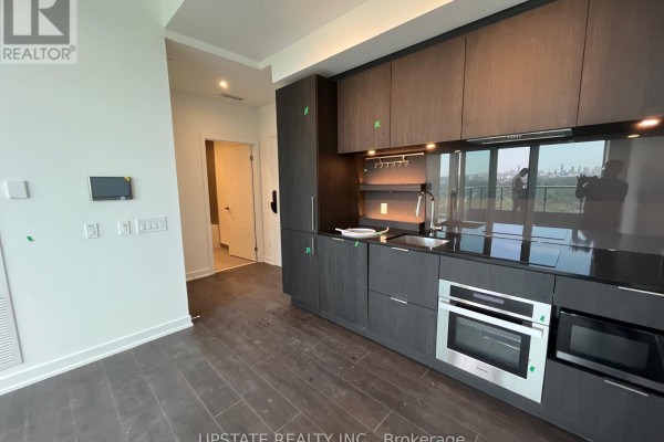 2008 - 28 Ann Street, Mississauga, ON L5G3G1 Photo 4