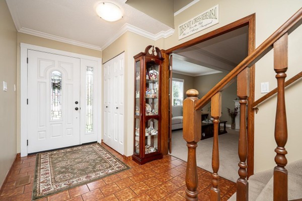 20085 50a Avenue, Langley, BC V3A7H8 Photo 4