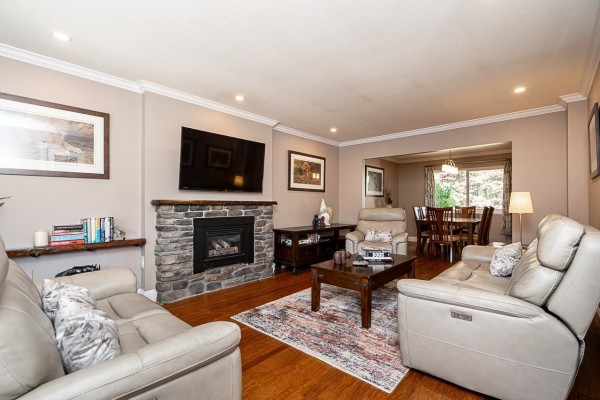 20087 50a Avenue, Langley, BC V3A7H8 Photo 5