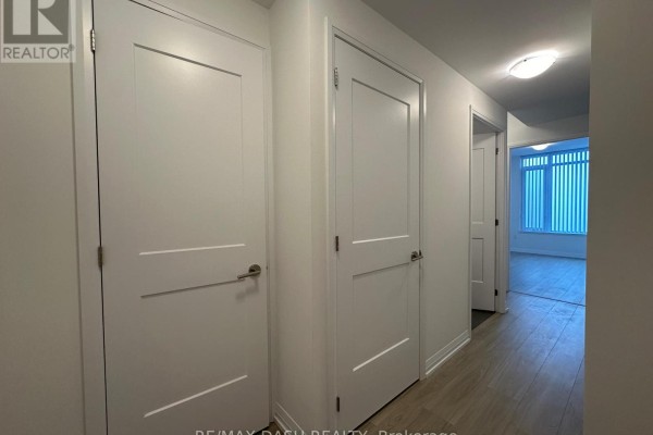 2009 - 25 Holly Street, Toronto, ON M4S0E3 Photo 5