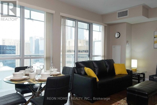 2009 - 300 Front Street, Toronto, ON, photo 3