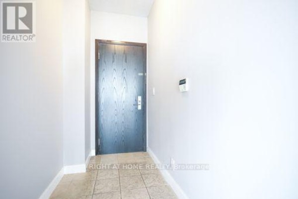 2009 - 80 Absolute Avenue, Mississauga, ON L4Z0A2 Photo 4