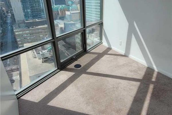 2009 - 832 Bay Street, Toronto, ON M5S1Z6 Photo 5